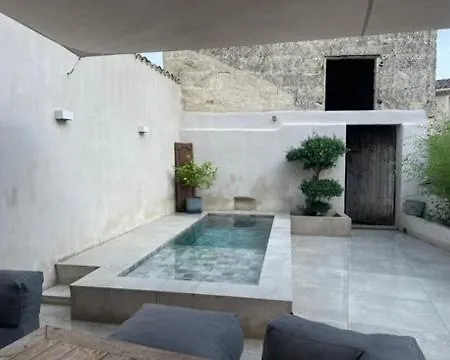 Сasa de vacaciones Quiet House, Air Conditioning, 3 Bedrooms, Small Pool *