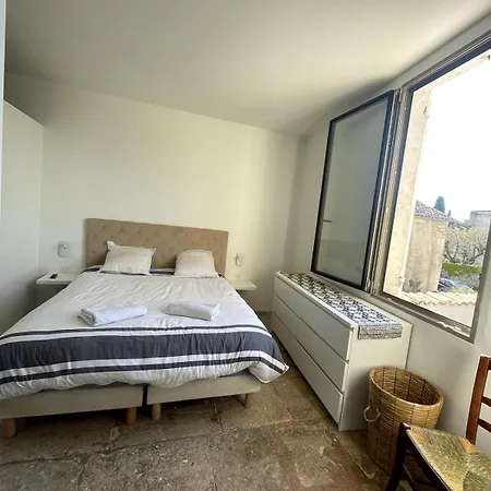 Сasa de vacaciones Quiet House, Air Conditioning, 3 Bedrooms, Small Pool Junas