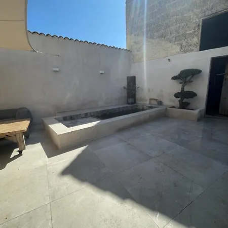 Сasa de vacaciones Quiet House, Air Conditioning, 3 Bedrooms, Small Pool Junas