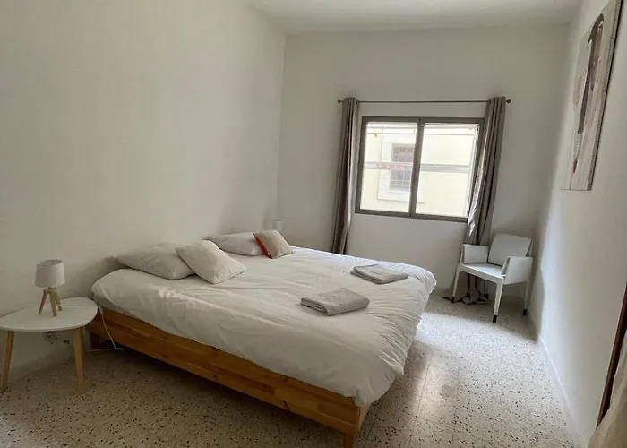 Quiet House, Air Conditioning, 3 Bedrooms, Small Pool Junas