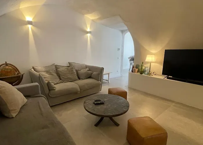 Quiet House, Air Conditioning, 3 Bedrooms, Small Pool Junas